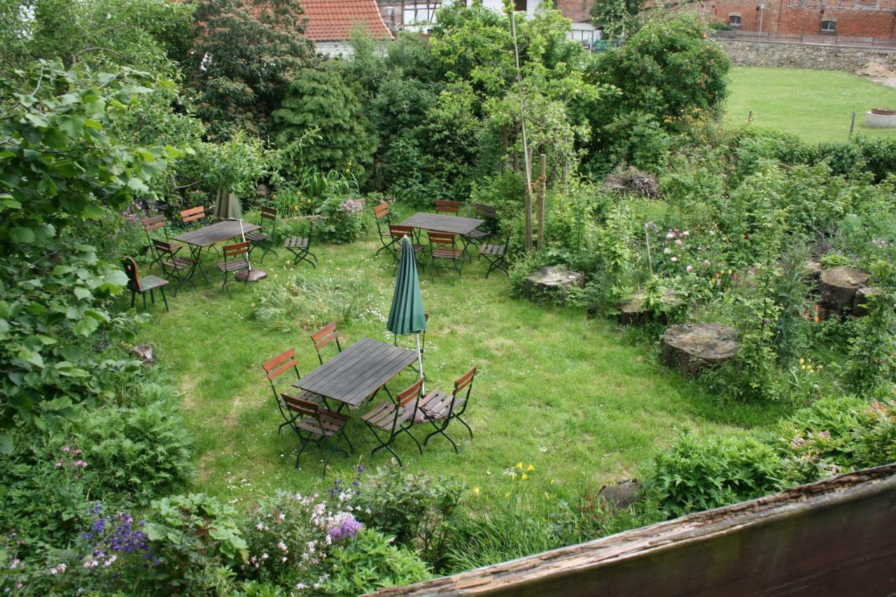 Apartments Cafe Brennnessel Veltheim Kültér fotó
