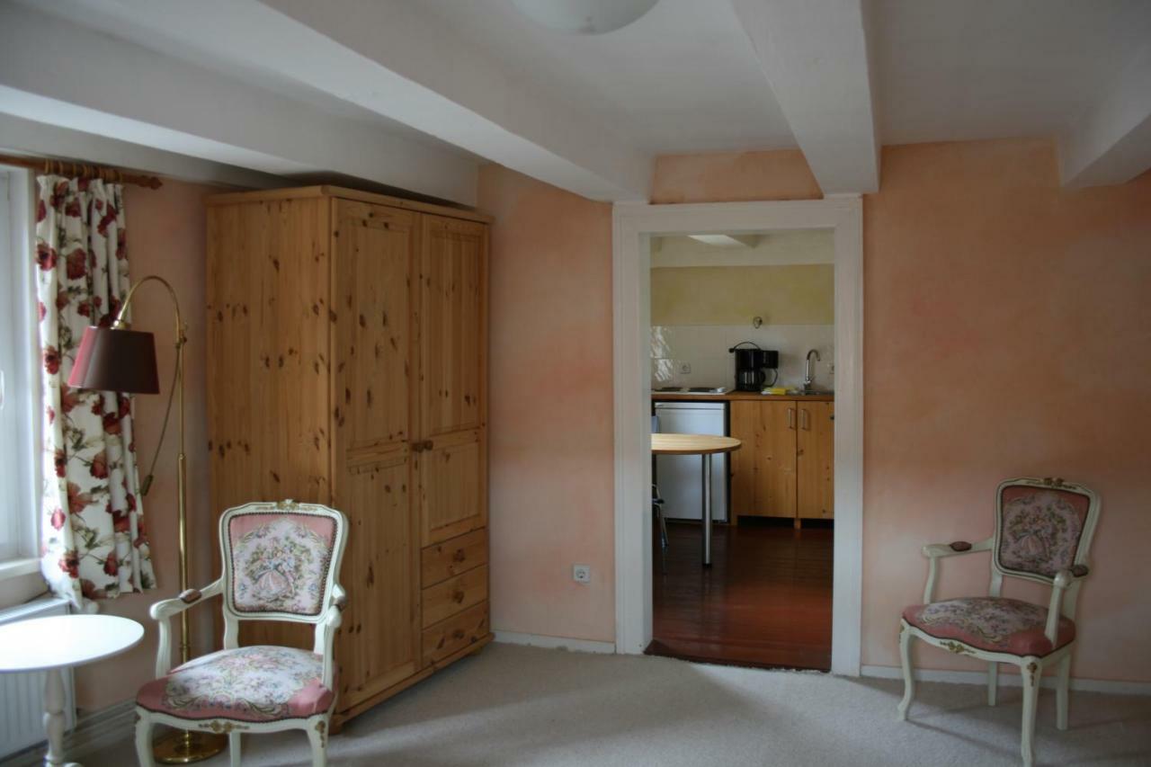 Apartments Cafe Brennnessel Veltheim Kültér fotó